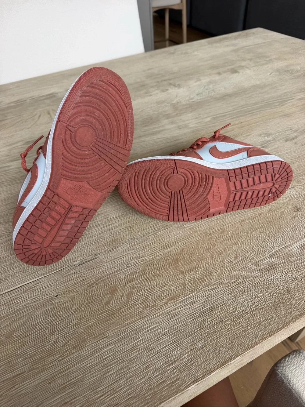 Nike low top